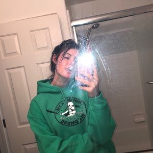 Meet your Posher, Lily